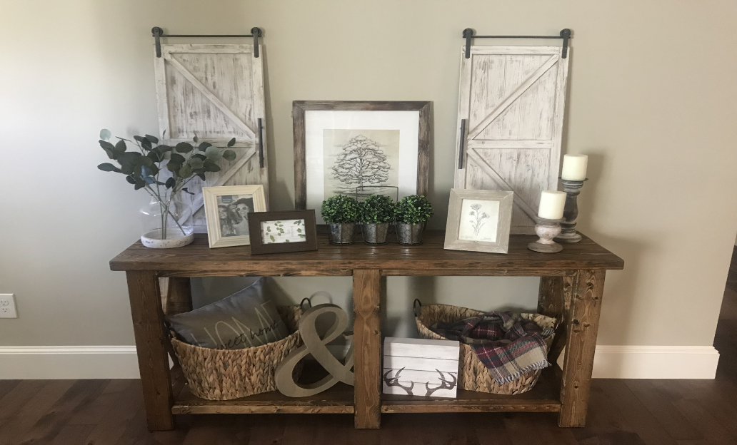 Transitioning from Traditional to Modern Farmhouse Interiors