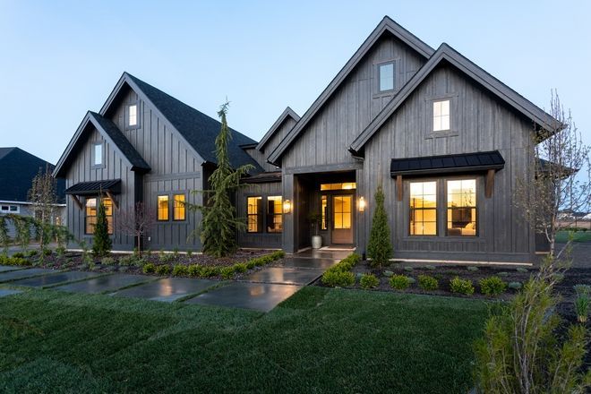 Farmhouse Style Black Houses