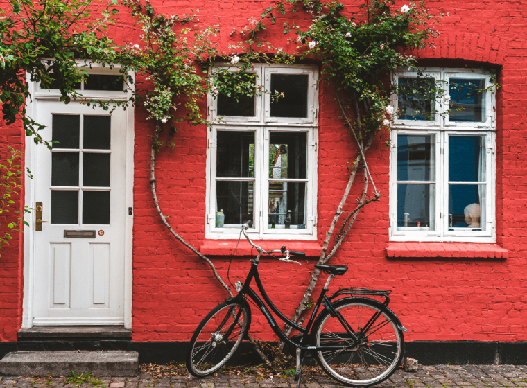 Gorgeous Red Brick House .png