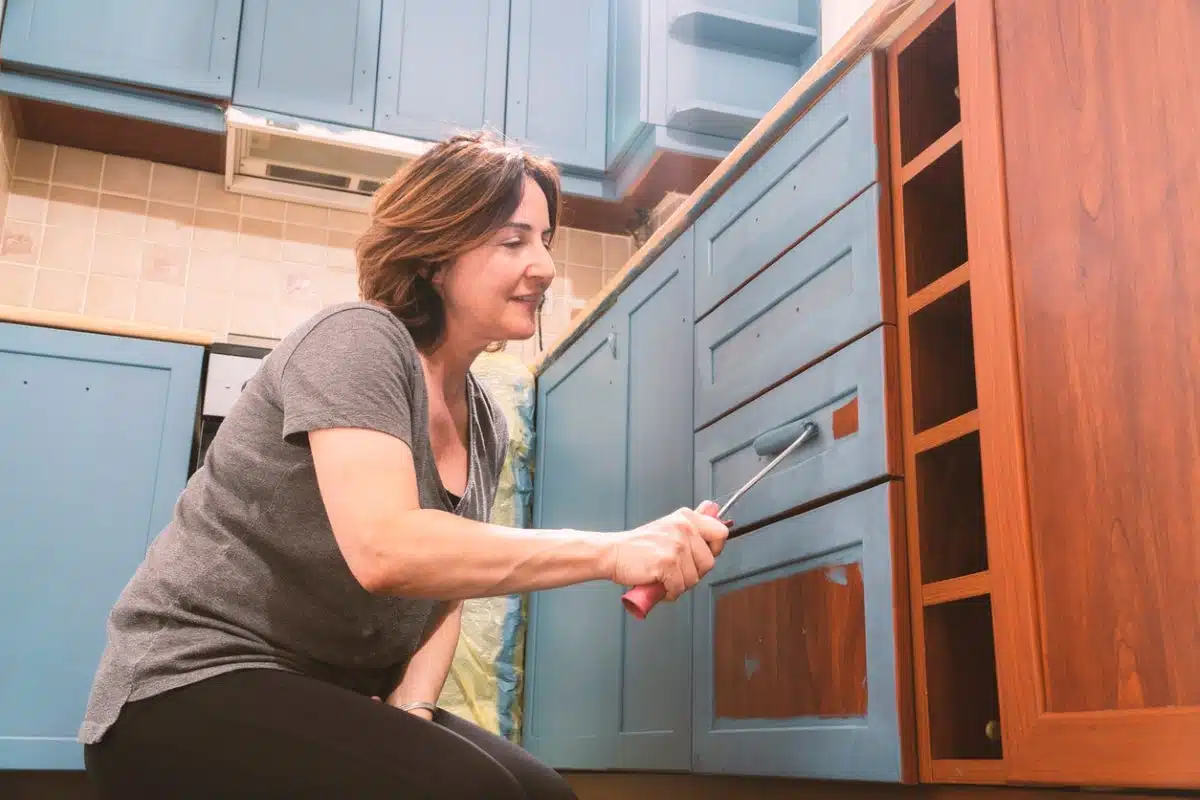 How to Paint Kitchen Cabinets -Tips for a Smooth Finish