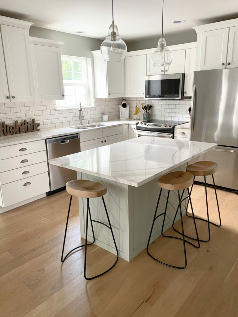 Pure White SW 7005, Sherwin Williams