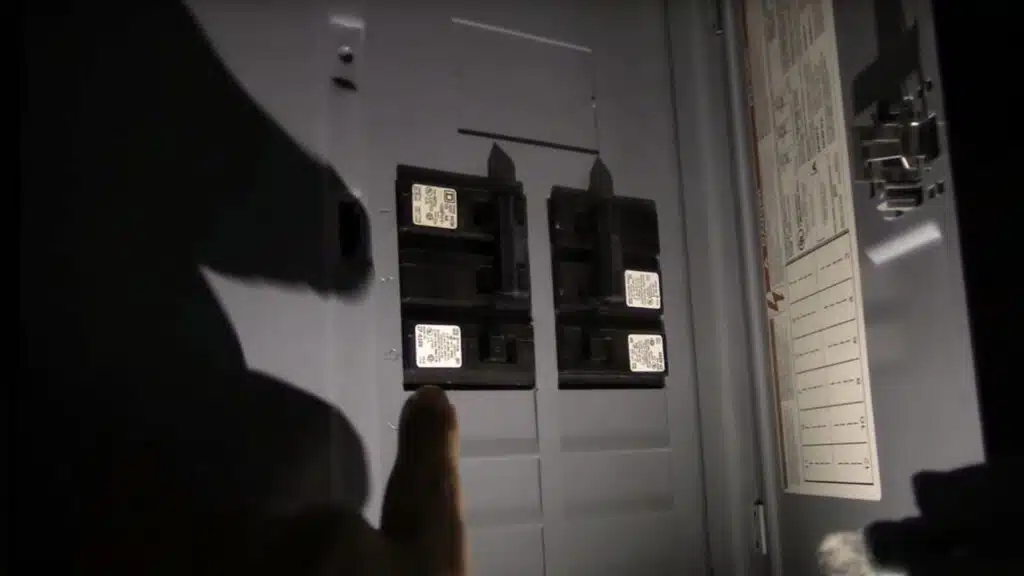 1 turn off the power and remove the old switch