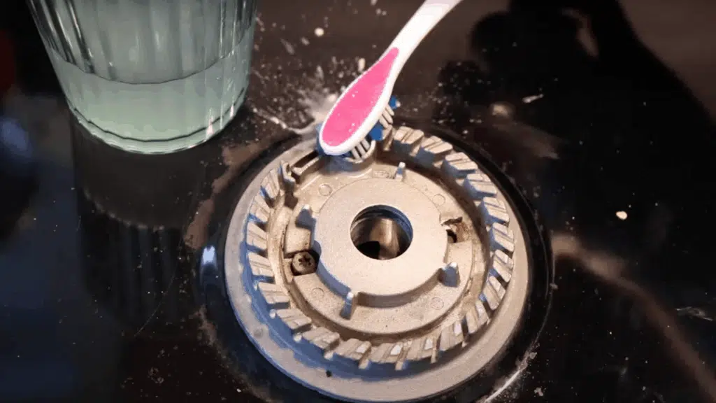 3 clear the gas slot or hole