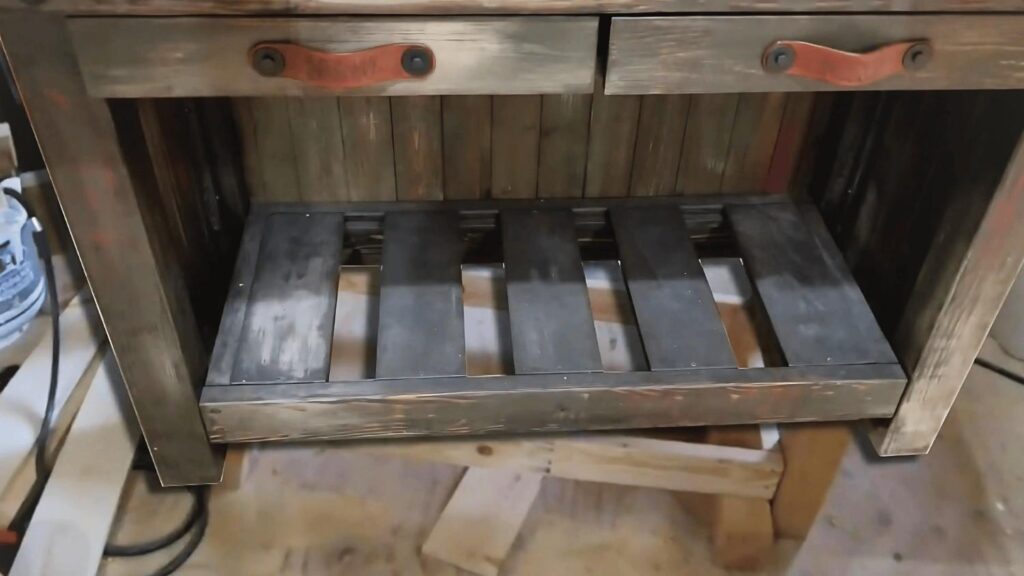 frame lower storage