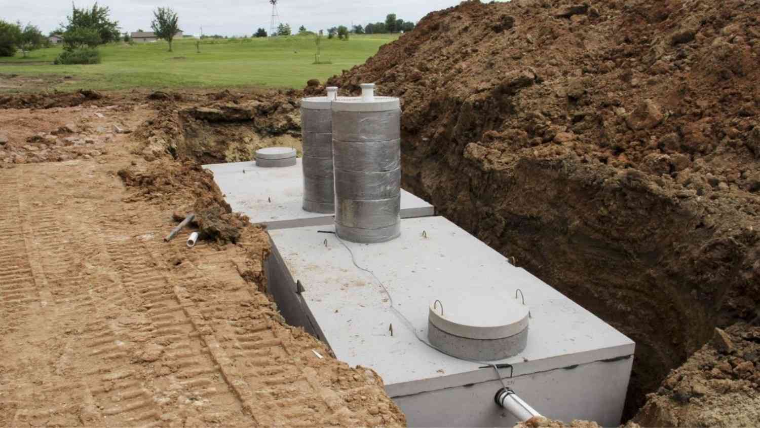 how does a septic system work