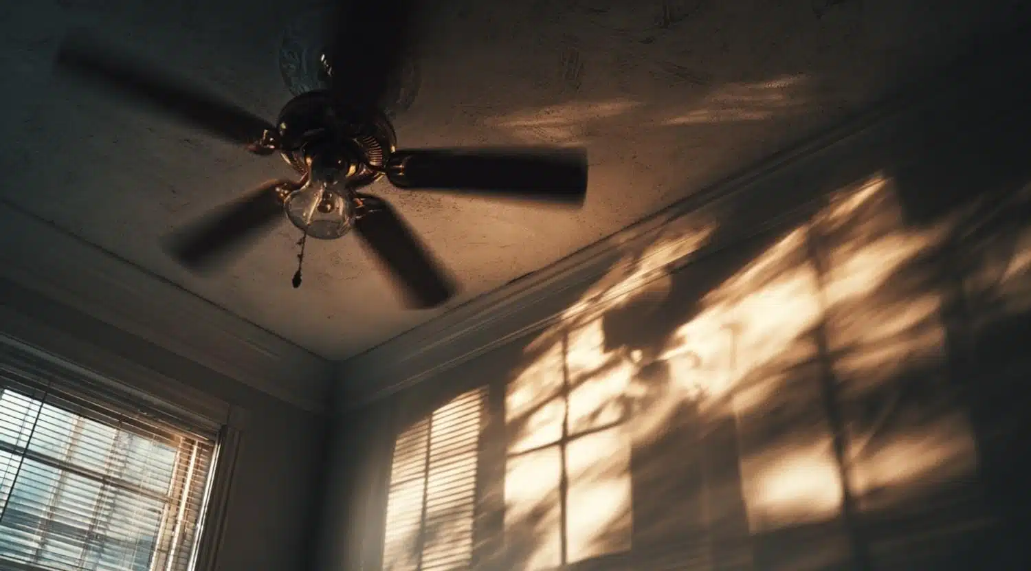 set ceiling fan direction for summer the right way