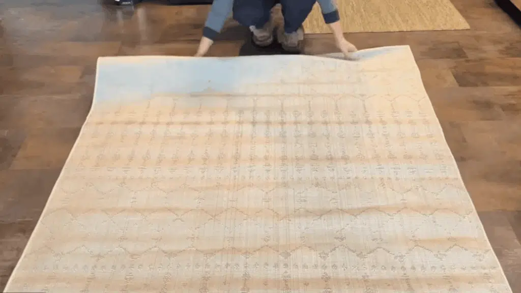 lay out rest the rug