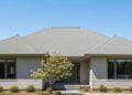 what is a hip roof