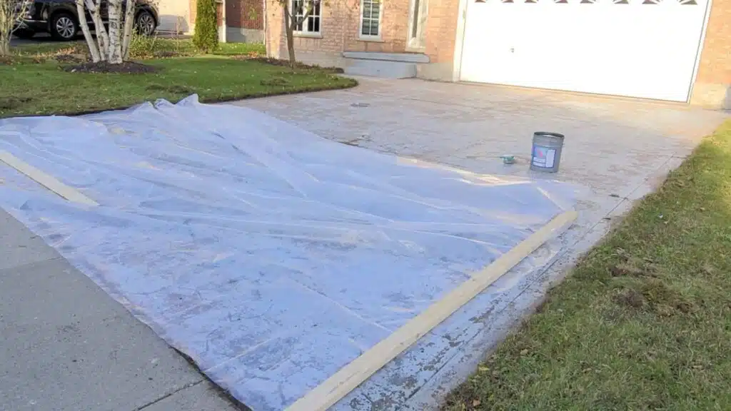 step 2 cover the stripper And let it sit